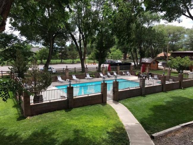 Austin'S Chuckwagon Motel Torrey Luaran gambar